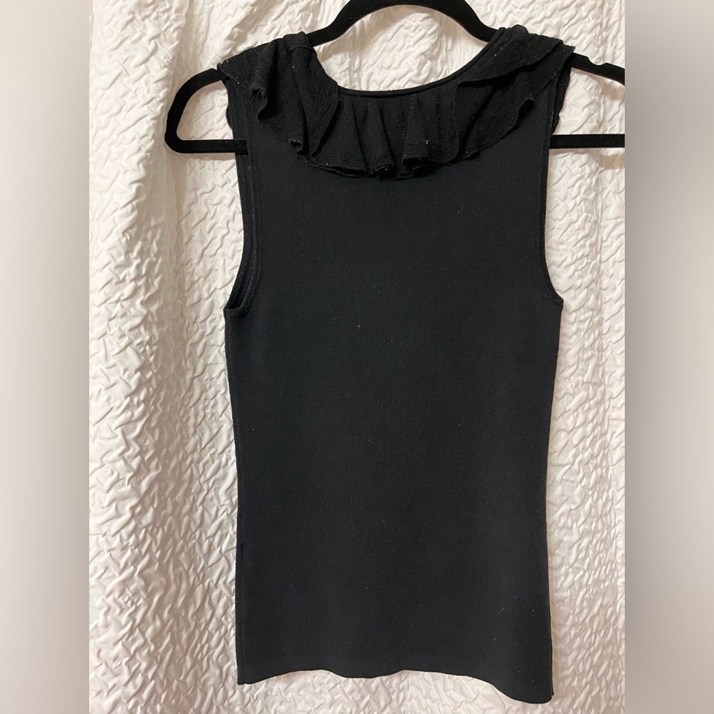 Banana Republic Ruffle Blouse - Picture 3 of 3